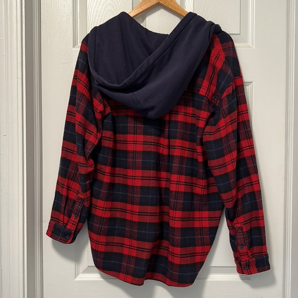 American Eagle Hooded Flannel Shirt - Picture 2 of 4